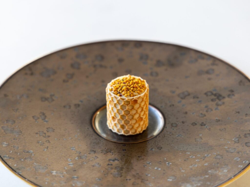 Honeygrid Cylinder Mold