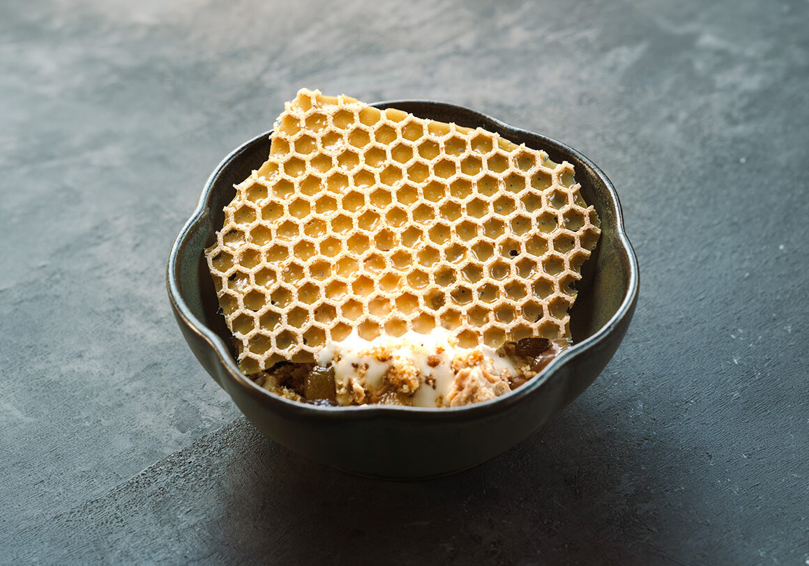 Hoja de tuille con diseño de panal de miel